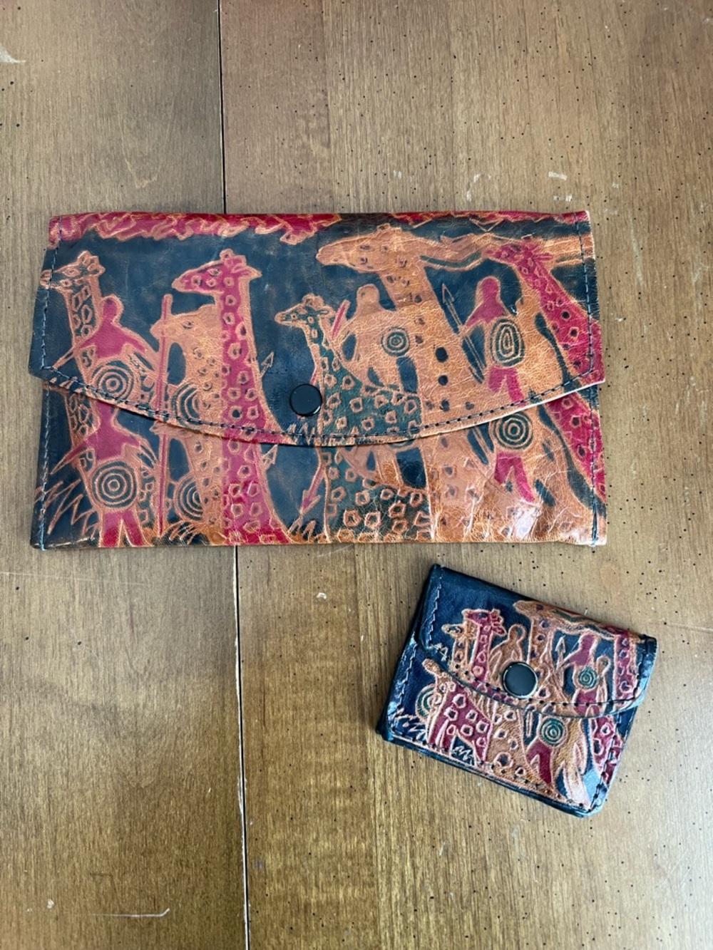 Genuine Leather Boho Tribal Artistic Giraffe Print Clutch and Coin purse Set